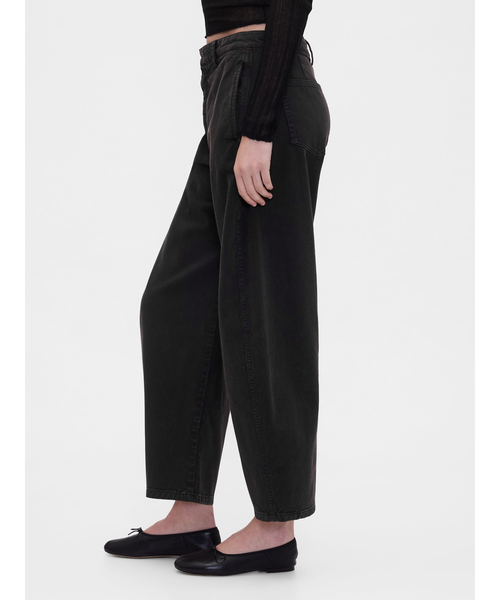 GAP(ギャップ)の「ミッドライズ ツイル バレルパンツ(その他パンツ・レディース・ブラウン/カーキ/ブラック/アイボリー・00/0/2/4/6/8/10/000)」の13枚目の写真