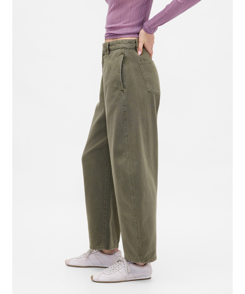 GAP(ギャップ)の「ミッドライズ ツイル バレルパンツ(その他パンツ・レディース・ブラウン/カーキ/ブラック/アイボリー・00/0/2/4/6/8/10/000)」の14枚目の写真