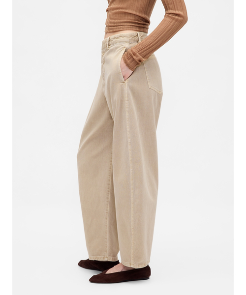 GAP(ギャップ)の「ミッドライズ ツイル バレルパンツ(その他パンツ・レディース・ブラウン/カーキ/ブラック/アイボリー・00/0/2/4/6/8/10/000)」の16枚目の写真