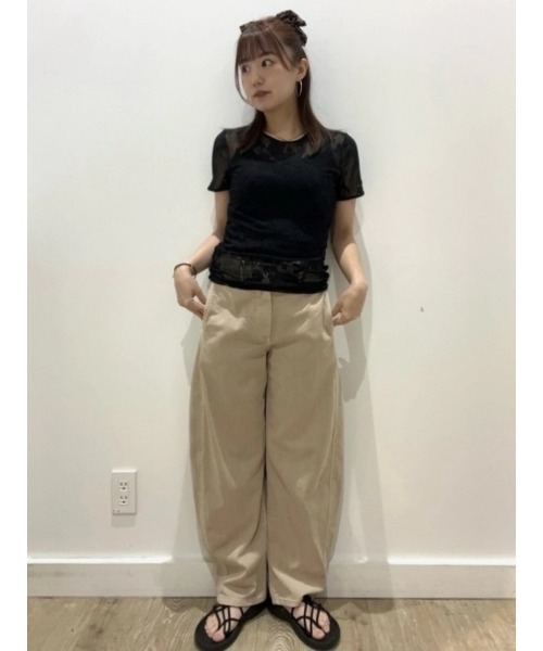 GAP(ギャップ)の「ミッドライズ ツイル バレルパンツ(その他パンツ・レディース・ブラウン/カーキ/ブラック/アイボリー・00/0/2/4/6/8/10/000)」の17枚目の写真