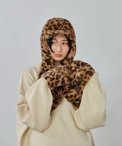 OVERRIDE（オーバーライド）の「OVERRIDE  MINIFUR WINTER SCARFCAP SGP / オーバーライド（キャップ・レディース・ダークグレー/ホワイト/レオパード・58cm）」の14枚目の写真