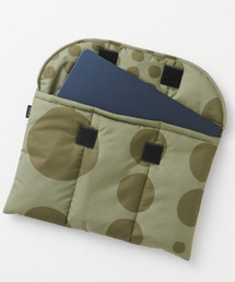 the3（ザスリー）の「＜the3/ザスリー＞ 392 plusm/サンキューニ プリュス エム キルティング クラッチバッグM PCケース 13インチ（PC・タブレットケース）」