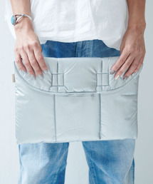 the3（ザスリー）の「＜the3/ザスリー＞ 392 plusm/サンキューニ プリュス エム キルティング クラッチバッグM PCケース 13インチ（PC・タブレットケース）」