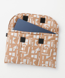 the3（ザスリー）の「＜the3/ザスリー＞ 392 plusm/サンキューニ プリュス エム キルティング クラッチバッグM PCケース 13インチ（PC・タブレットケース）」