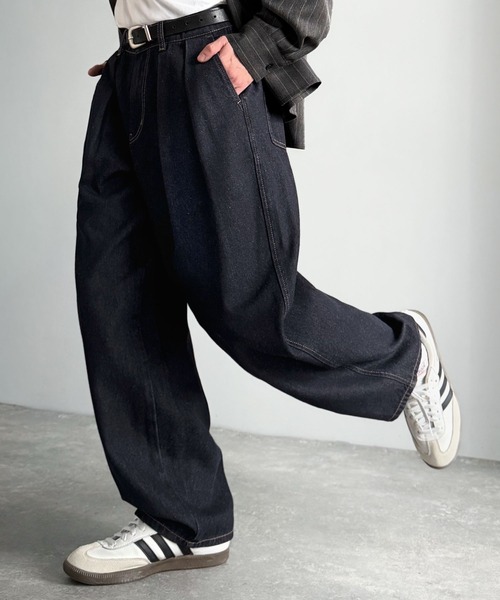 セール】インツータック ワイドバルーンデニム／Inverted Two-Tuck