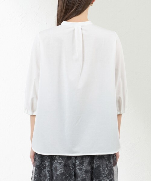 amaca（アマカ）の「【Blousey】 ブラウジーピンタックブラウス（シャツ/ブラウス・レディース・オフホワイト/ダークネイビー・40/38）」の6枚目の写真