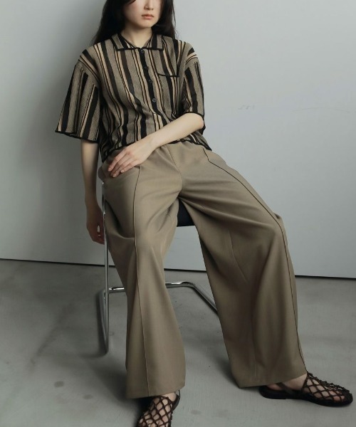 anuke(アンヌーク)の「anuke Pintuck Wide Pants 62520730(その他パンツ・レディース・ベージュ/ブラウン/ブラック・36/38)」の9枚目の写真