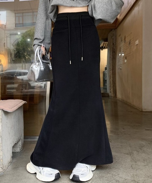 cammie(キャミー)の「フロント2ポケットスエットロングスカート(スカート・レディース・ダークグレー/ブラック・MEDIUM/LARGE)」の7枚目の写真