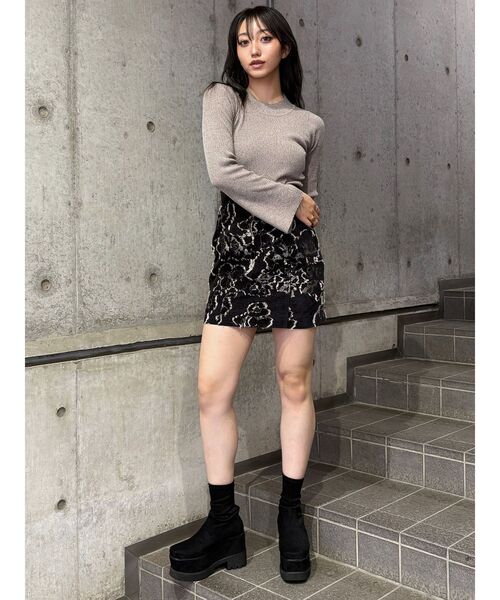 MURUA（ムルーア）の「プラットフォームスウェードブーツ（ブーツ・レディース・ブラウン/ブラック/アイボリー・24.5/23.5/22.5）」の18枚目の写真