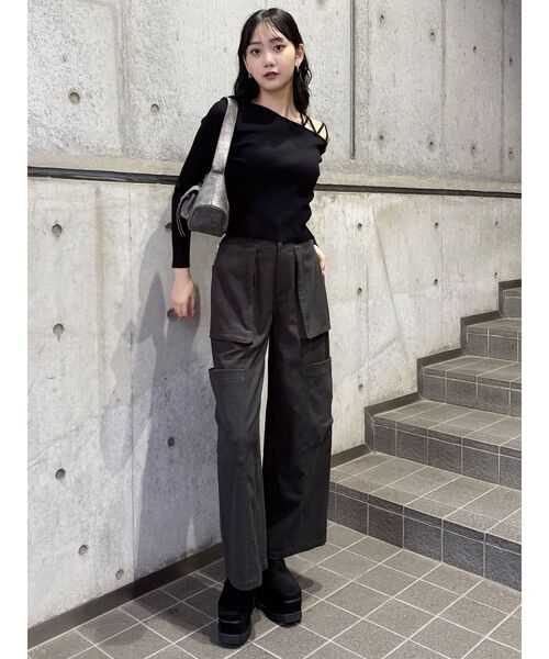 MURUA（ムルーア）の「プラットフォームスウェードブーツ（ブーツ・レディース・ブラウン/ブラック/アイボリー・24.5/23.5/22.5）」の15枚目の写真