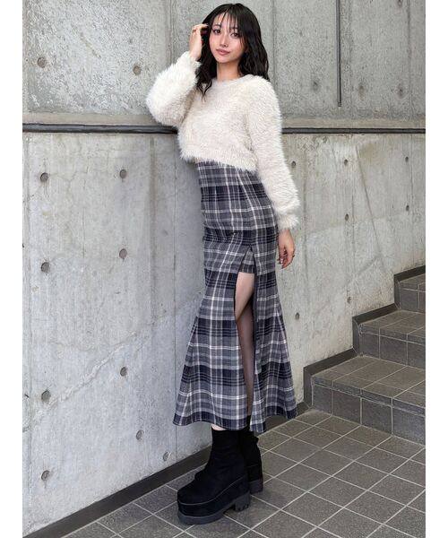 MURUA（ムルーア）の「プラットフォームスウェードブーツ（ブーツ・レディース・ブラウン/ブラック/アイボリー・24.5/23.5/22.5）」の13枚目の写真