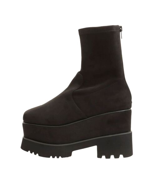 MURUA（ムルーア）の「プラットフォームスウェードブーツ（ブーツ・レディース・ブラウン/ブラック/アイボリー・24.5/23.5/22.5）」の11枚目の写真