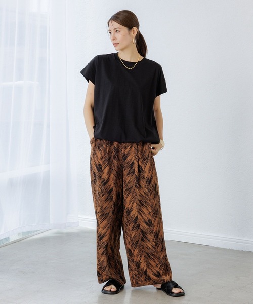 Elura（エルーラ）の「REMMEクロスサンダル《一部店舗限定》/329519（サンダル・レディース・ブラック・SMALL/MEDIUM/LARGE）」の3枚目の写真