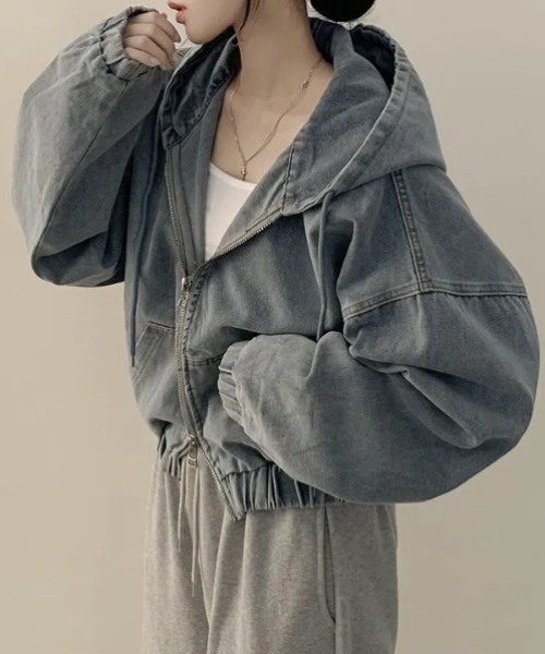 lilful（リルフル）の「配色ステッチ ダブルジップ オーバーサイズデニムパーカー（ブルゾン・レディース・ブラック/ブルー・F）」の8枚目の写真