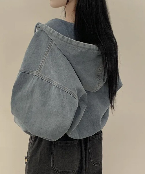 lilful（リルフル）の「配色ステッチ ダブルジップ オーバーサイズデニムパーカー（ブルゾン・レディース・ブラック/ブルー・F）」の12枚目の写真