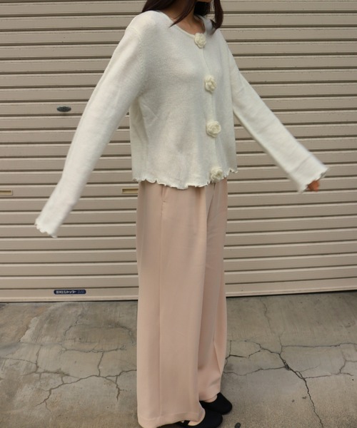 Vini(ヴィニ)の「フラワー モチーフ ニット プルオーバー(ニット/セーター・レディース・ホワイト・LARGE/MEDIUM)」の9枚目の写真