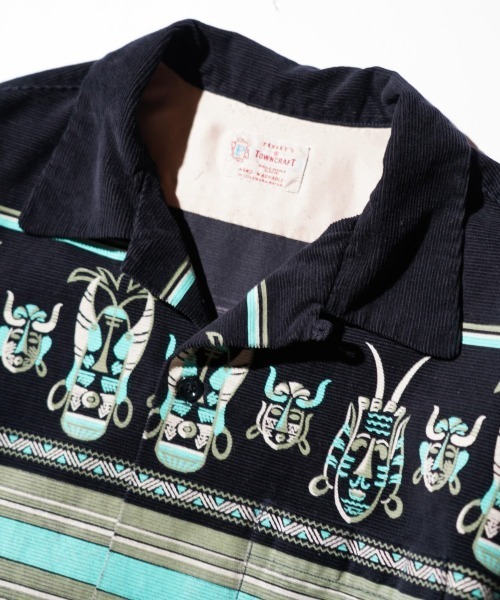 TOWNCRAFT（タウンクラフト）の「TOWNCRAFT / タウンクラフト VINTAGE CORDUROY SHIRTS ネイティブ柄 アフリカンマスク柄 コーデュロイシャツ（シャツ/ブラウス・メンズ・ブラック/その他1/その他2/チャコールグレー・MEDIUM/LARGE）」の5枚目の写真