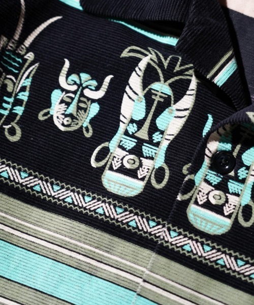 TOWNCRAFT（タウンクラフト）の「TOWNCRAFT / タウンクラフト VINTAGE CORDUROY SHIRTS ネイティブ柄 アフリカンマスク柄 コーデュロイシャツ（シャツ/ブラウス・メンズ・ブラック/その他1/その他2/チャコールグレー・MEDIUM/LARGE）」の6枚目の写真