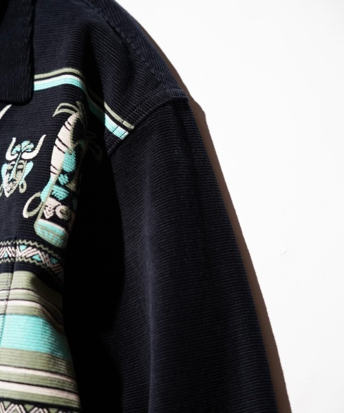 TOWNCRAFT（タウンクラフト）の「TOWNCRAFT / タウンクラフト VINTAGE CORDUROY SHIRTS ネイティブ柄 アフリカンマスク柄 コーデュロイシャツ（シャツ/ブラウス・メンズ・ブラック/その他1/その他2/チャコールグレー・MEDIUM/LARGE）」の8枚目の写真