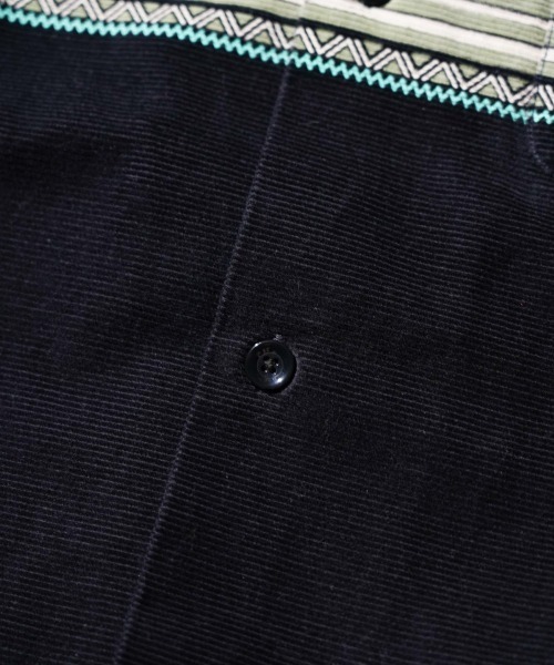 TOWNCRAFT（タウンクラフト）の「TOWNCRAFT / タウンクラフト VINTAGE CORDUROY SHIRTS ネイティブ柄 アフリカンマスク柄 コーデュロイシャツ（シャツ/ブラウス・メンズ・ブラック/その他1/その他2/チャコールグレー・MEDIUM/LARGE）」の9枚目の写真