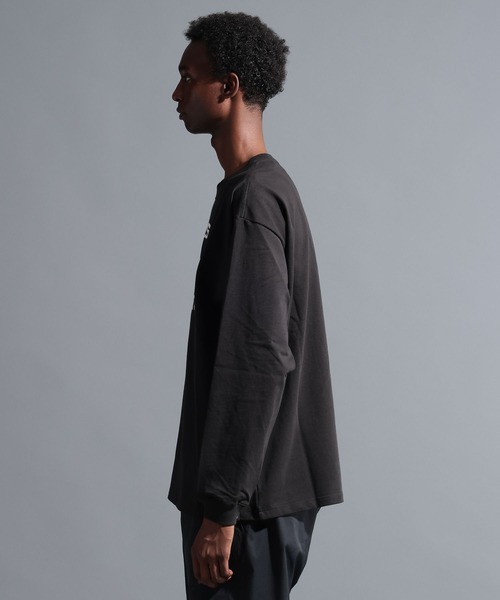 セール】【NUMERALS】フロントプリントロングスリーブTEE（Tシャツ