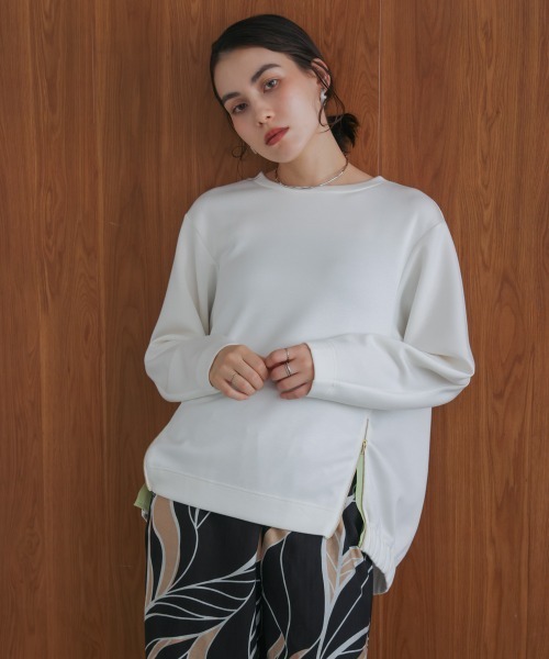 Bou Jeloud（ブージュルード）の「シルキーダンボールサイドファスナープルオーバー（スウェット・レディース・オフホワイト/杢グレー/ブラック/オレンジ・FREE）」の2枚目の写真