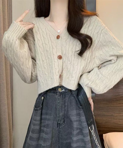gossip！ロサンゼルス（ゴシップロサンゼルス）の「ボリュームスリーブ ケーブルニットカーディガン（ニット/セーター・レディース・グレー/ブラック/オフホワイト/ネイビー・FREE）」の6枚目の写真