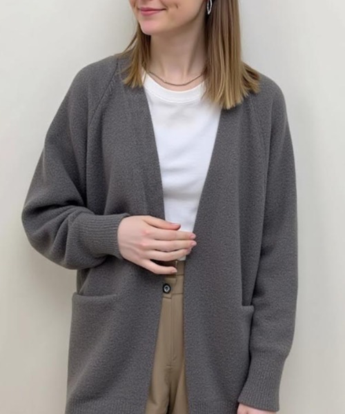 cammie（キャミー）の「ボタンレスニットカーディガン（カーディガン/ボレロ・レディース・ブラック/ブラウン/オフホワイト/ダークグレー・F）」の12枚目の写真
