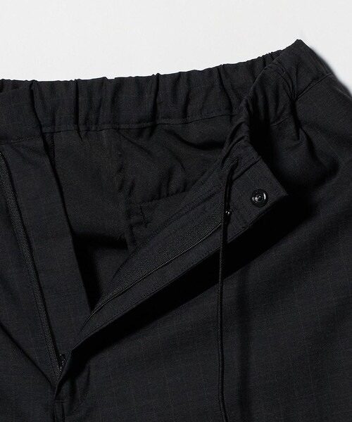 koti BEAUTY&YOUTH（コティ ビューティアンドユース）の「＜koti BEAUTY&YOUTH＞メリノウール イージー ワンプリーツ パンツ ウォッシャブル（その他パンツ・メンズ・ダークグレー/ブラック・S/L/M）」の17枚目の写真