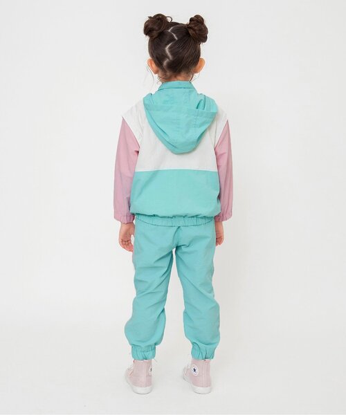 BREEZE（ブリーズ）の「【WEB限定/2way】ウィンドブレーカー/セットアップ可/ジュニア対応（ナイロンジャケット・キッズ・ブラウン/チャコール/サックスブルー・110/120/130/140/150/90/100）」の14枚目の写真