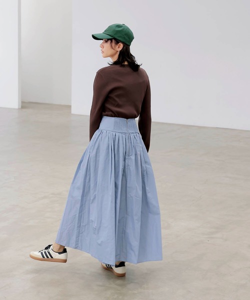 Jines(ジネス)の「ウエスト切り替えタックスカート【WEB限定】(スカート・レディース・カーキ/ブラック/ライトブルー・38)」の12枚目の写真