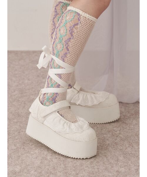 merry jenny(メリージェニー)の「フリルレースアップ厚底スニーカー(スニーカー・レディース・オフホワイト/ミント・MEDIUM/LARGE)」の3枚目の写真