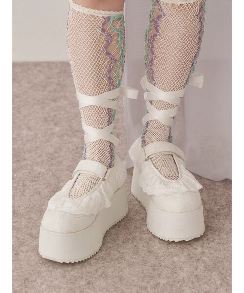 merry jenny(メリージェニー)の「フリルレースアップ厚底スニーカー(スニーカー・レディース・オフホワイト/ミント・MEDIUM/LARGE)」の5枚目の写真