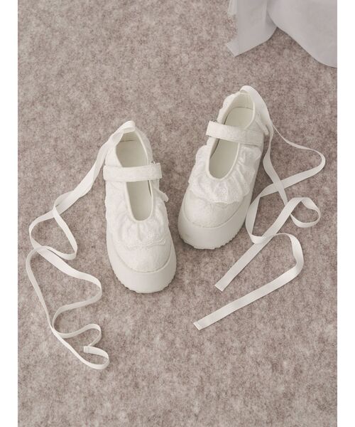 merry jenny(メリージェニー)の「フリルレースアップ厚底スニーカー(スニーカー・レディース・オフホワイト/ミント・MEDIUM/LARGE)」の14枚目の写真
