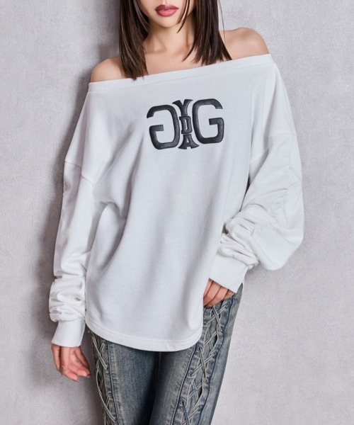 GYDA（ジェイダ）の「アームギャザーSymmetry GYDAオフショルスウェットトップス（スウェット・レディース・ブラウン/オフホワイト/ブラック・FREE）」の2枚目の写真