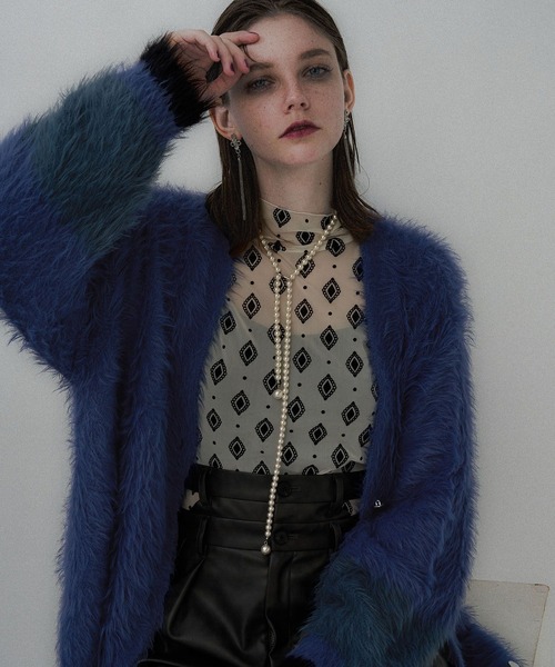 HARE(ハレ)の「ハイショクロングシャギーVネックカーディガン(HARE)(カーディガン/ボレロ・レディース・バーガンディー/ブラック/ブルー・FREE)」の21枚目の写真