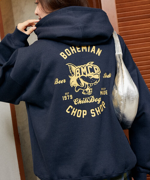 PUBLUX（パブリュクス）の「PUBLUX/パブリュクス BMCP ウルフ 裏起毛 フーディー　限定展開（パーカー・レディース・ライトグレー/ブラック/ネイビー・S/M/L）」の4枚目の写真