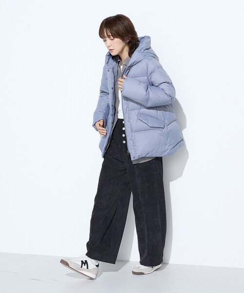 COMME CA Wardrobe（コムサワードローブ）の「撥水ナイロンタフタ ミドル丈きれいめダウンコート（ダウンジャケット/コート・レディース・ベージュ/ブルー/ブラック/カーキ・9号/11号）」の12枚目の写真