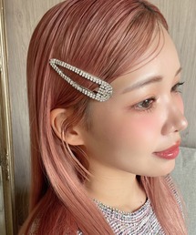 Feliz(フェリス)のクリスタルビジューヘアピン(ヘアピン)