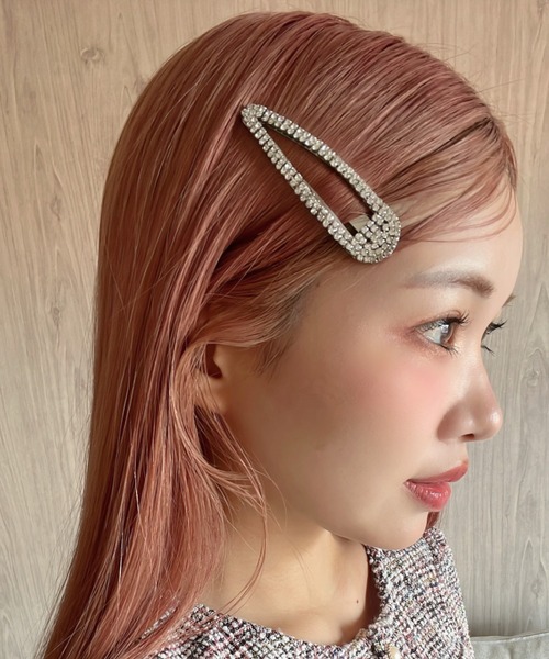Feliz（フェリス）の「クリスタルビジューヘアピン（ヘアピン・レディース・シルバー・FREE）」の4枚目の写真