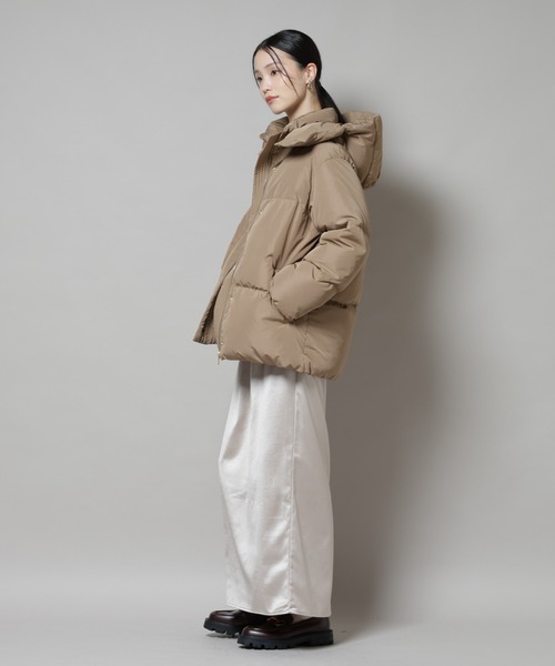 NANO universe（ナノユニバース）の「撥水加工 フードショートダウンコート（ダウンジャケット/コート・レディース・ブラウン/ライトベージュ/ブラック・FREE）」の18枚目の写真