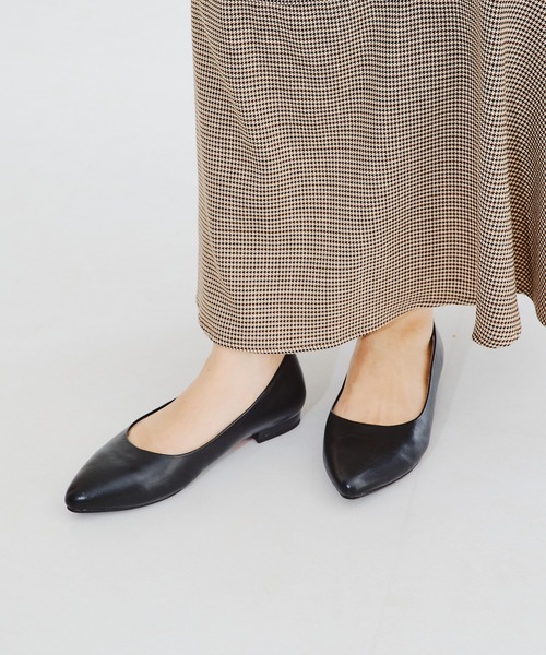 MISCH MASCH（ミッシュマッシュ）の「ポインテッドトゥ フラット パンプス /R-4007（パンプス・レディース・ブラック/ブラック系その他3/ゴールド/グレー/ベージュ・34/35/36/39/40/41/42/43/33/38/37）」の3枚目の写真