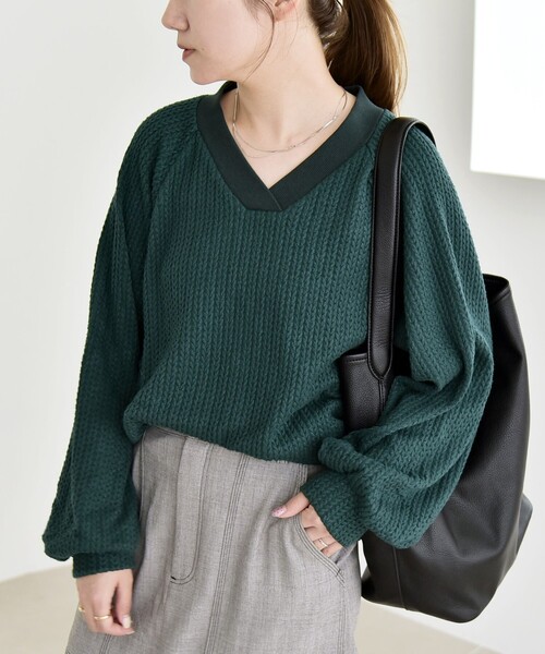 quaranciel(カランシエル)の「quaranciel:〈手洗い可能〉ケーブル ジャージー Vネック プルオーバー(Tシャツ/カットソー・レディース・オフホワイト/グリーン/ブラック・ONE SIZE)」の3枚目の写真