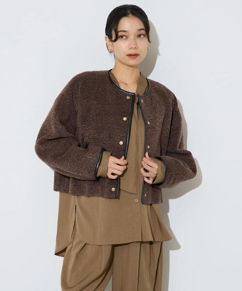 Liesse（リエス）の「クロップドボアジャケット（その他アウター・レディース・ブラウン/ブラック・FREE）」の3枚目の写真