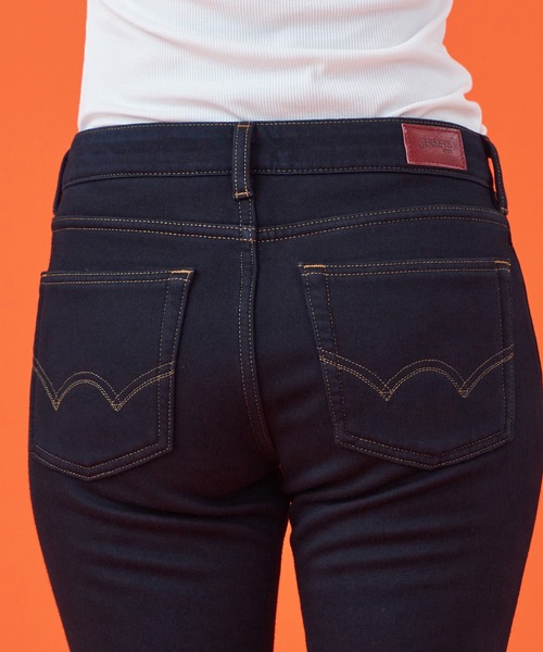 EDWIN(エドウィン)の「EDWIN LADIES 『裏シャギーであったかい。』BODY FIRE ジャージーズスリムストレートデニムパンツ【スタンダードモデル】【暖】【冬用】(デニムパンツ・レディース・インディゴブルー/ダークインディゴブルー/ブラック/グレー系その他/オリーブ・X-SMALL/SMALL/MEDIUM/LARGE)」の17枚目の写真
