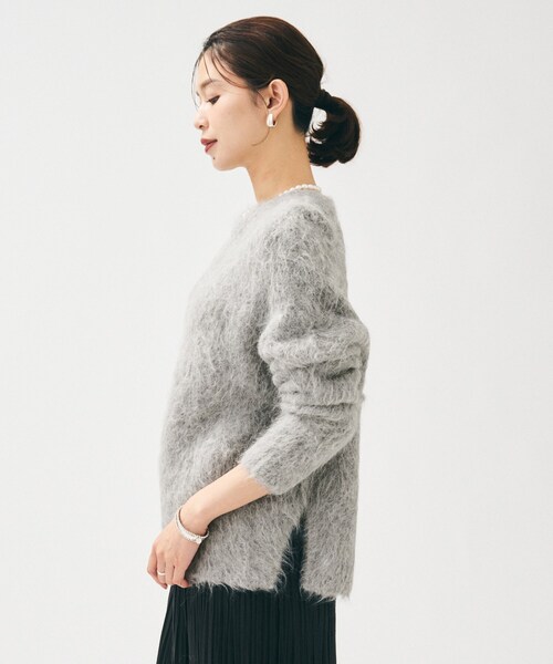 UNTITLED（アンタイトル）の「【ゆったり】アルパカ混シャギーニット（ニット/セーター・レディース・グレー/ライトパープル/ライトブルー・02）」の6枚目の写真