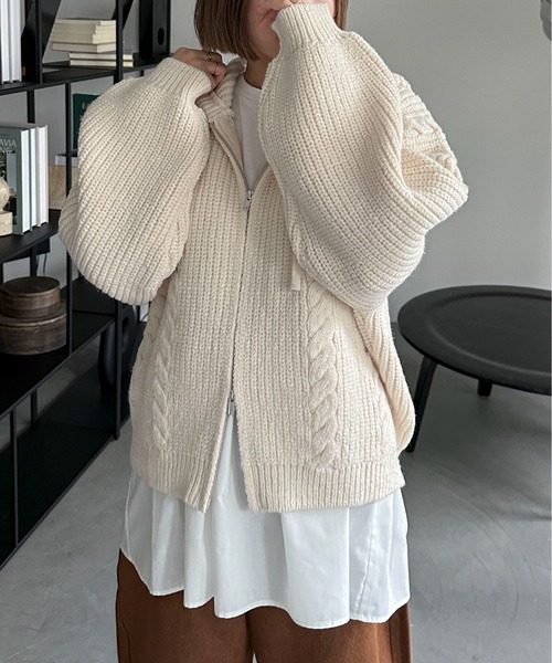 PILIT（ピリット）の「ケーブルニットフーディ（ニット/セーター・レディース・杢グレー/アイボリー・MEDIUM）」の14枚目の写真