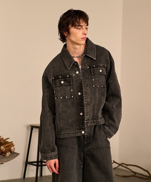 Forte(フォルテ)(フォルテ)の「Studded Washed Denim Jacket/スタッズウォッシュドデニムジャケット(デニムジャケット・メンズ・ブラック/ブラウン/グレー・MEDIUM/LARGE)」の8枚目の写真