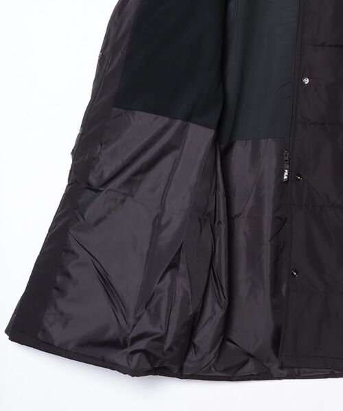 FILA（フィラ）の「【別注】フィラ FILA レディースベンチコート 限定コラボ（ダウンジャケット/コート・レディース・ブラック・L/XL/M/S）」の3枚目の写真