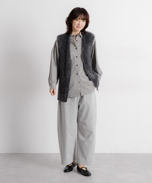 studio CLIP（スタディオクリップ）の「5ゲージフェザーヤーンワイドジップベスト（ベスト・レディース・ブラウン/チャコール/アイボリー/グレー・FREE）」の7枚目の写真